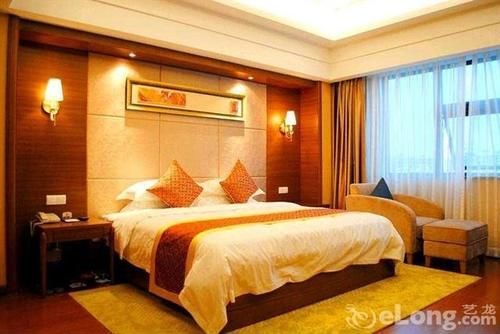 Отель Wenhua Herton Qionghai Экстерьер фото