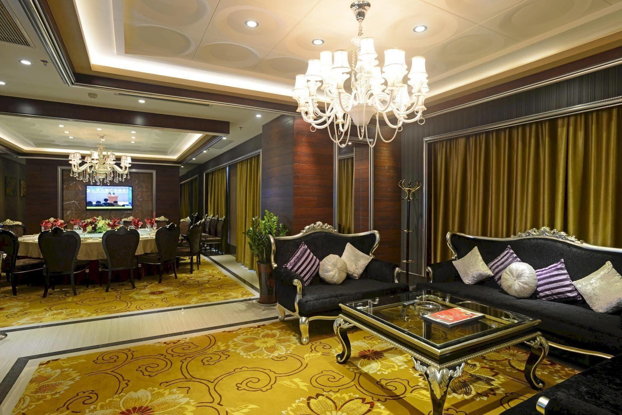 Отель Wenhua Herton Qionghai Экстерьер фото